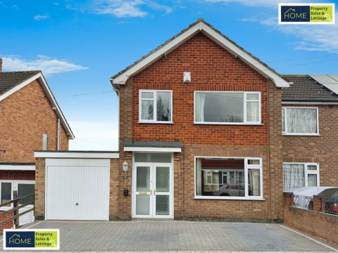 View Full Details for 32 Skelton Drive, Knighton Fields, Leicester, LE2 6JP
