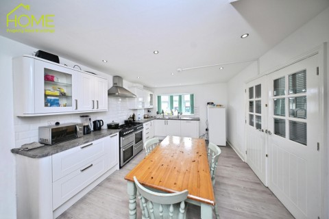 View Full Details for Barry Road, Leicester, Leicestershire