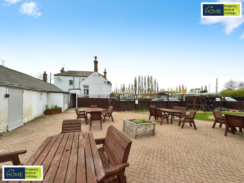 Images for The Whistle Stop Pub, Main Road, Tallington, Stamford, Lincolnshire