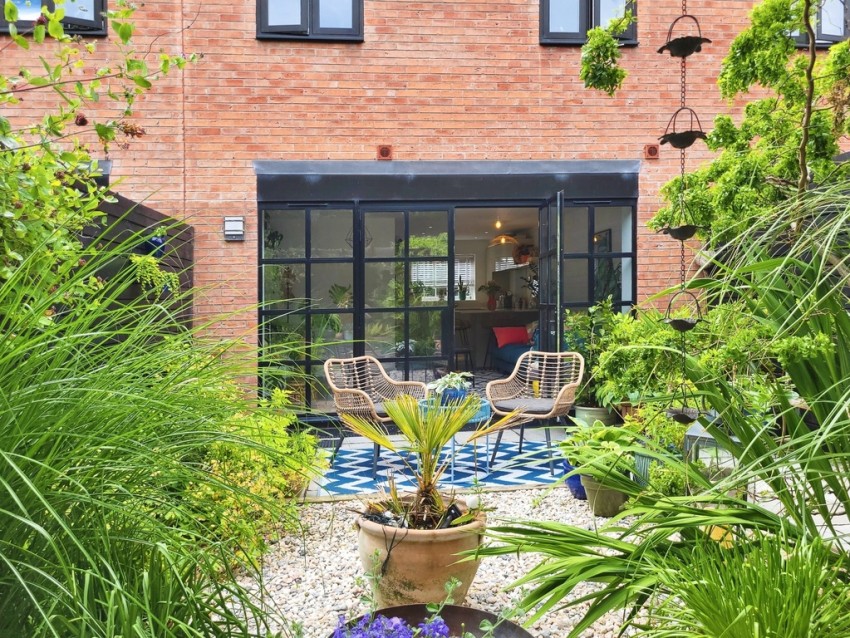 Images for Rose Yard, Kibworth Harcourt, Leicester, Leicestershire