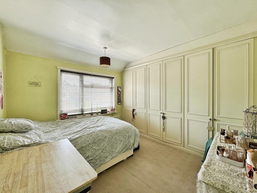 Images for 66 Crown Hills Avenue, Leicester, LE5 4HE