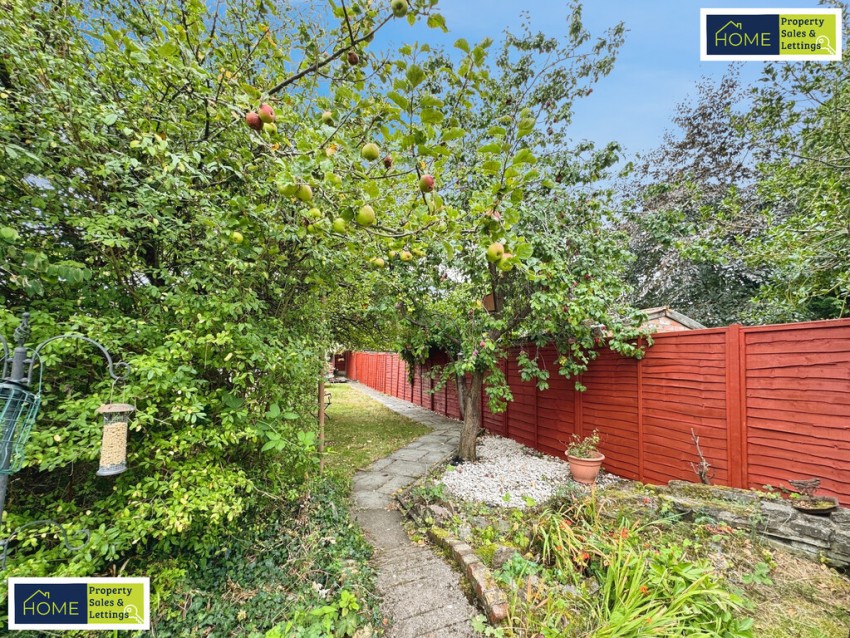 Images for 14 Deancourt Road, Leicester LE2 6GH