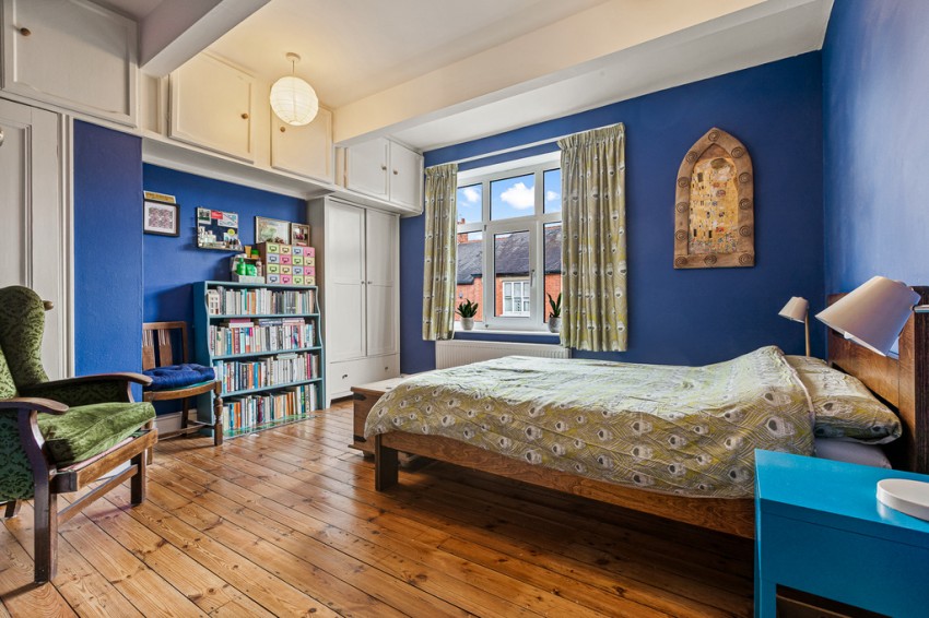 Images for 8 Thurlow Road Clarendon Park Leicester LE2 1YE