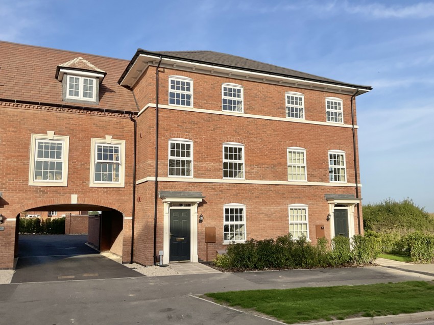 Images for 133 Tay Road, New Lubbesthorpe, Leicester, LE19 4ED