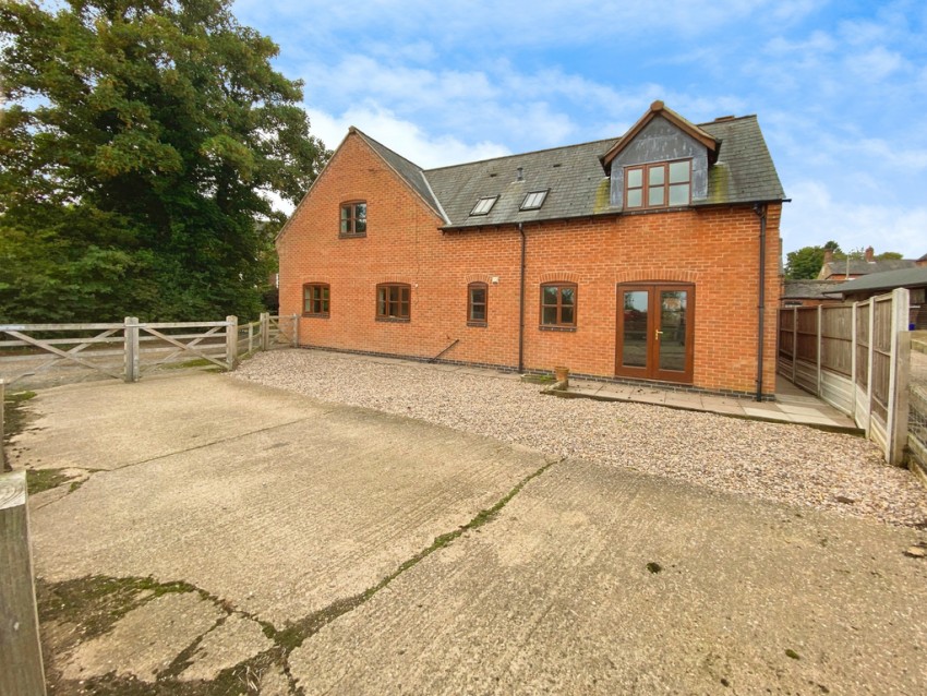 Images for Coopers Cottage, Little End, Bruntingthorpe, Lutterworth, Leicestershire