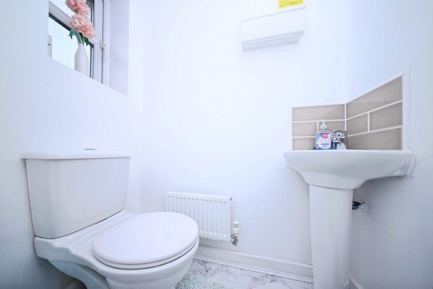 Images for 7 Wye Close, Leicester, LE4 9AZ