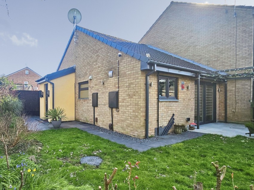 Images for Blackthorn Drive, Leicester, LE4 1BH