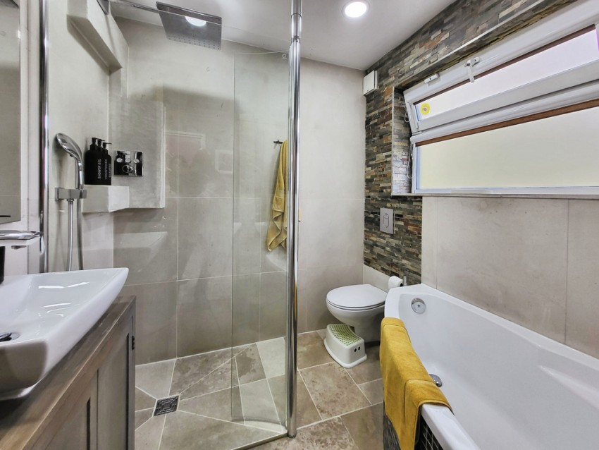 Images for Blackthorn Drive, Leicester, LE4 1BH